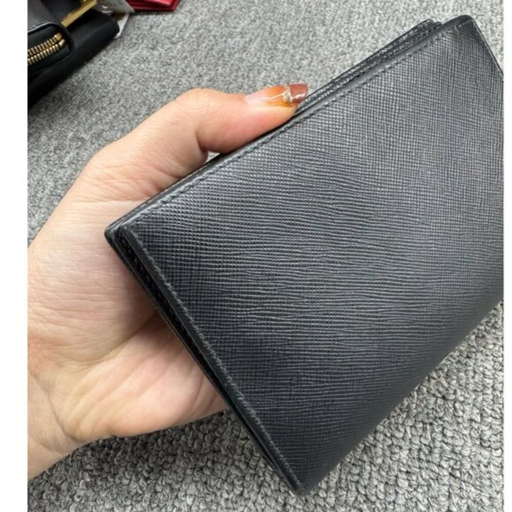 PRADA Black Saffiano Leather Bifold Wallet 175-013025 - Picture 4 of 7